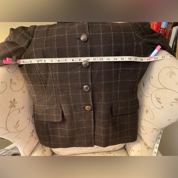 Christian Dior jacket size 10; with detachable collar and cuffs. Exquisite - Picture 6 of 15